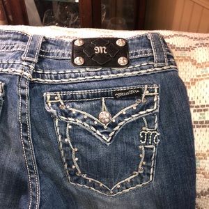 Size 28: MissMe jeans. Boot flare